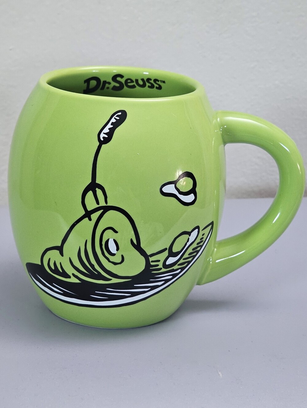 New Dr. Seuss Ceramic Mug Green Eggs and Ham 18oz